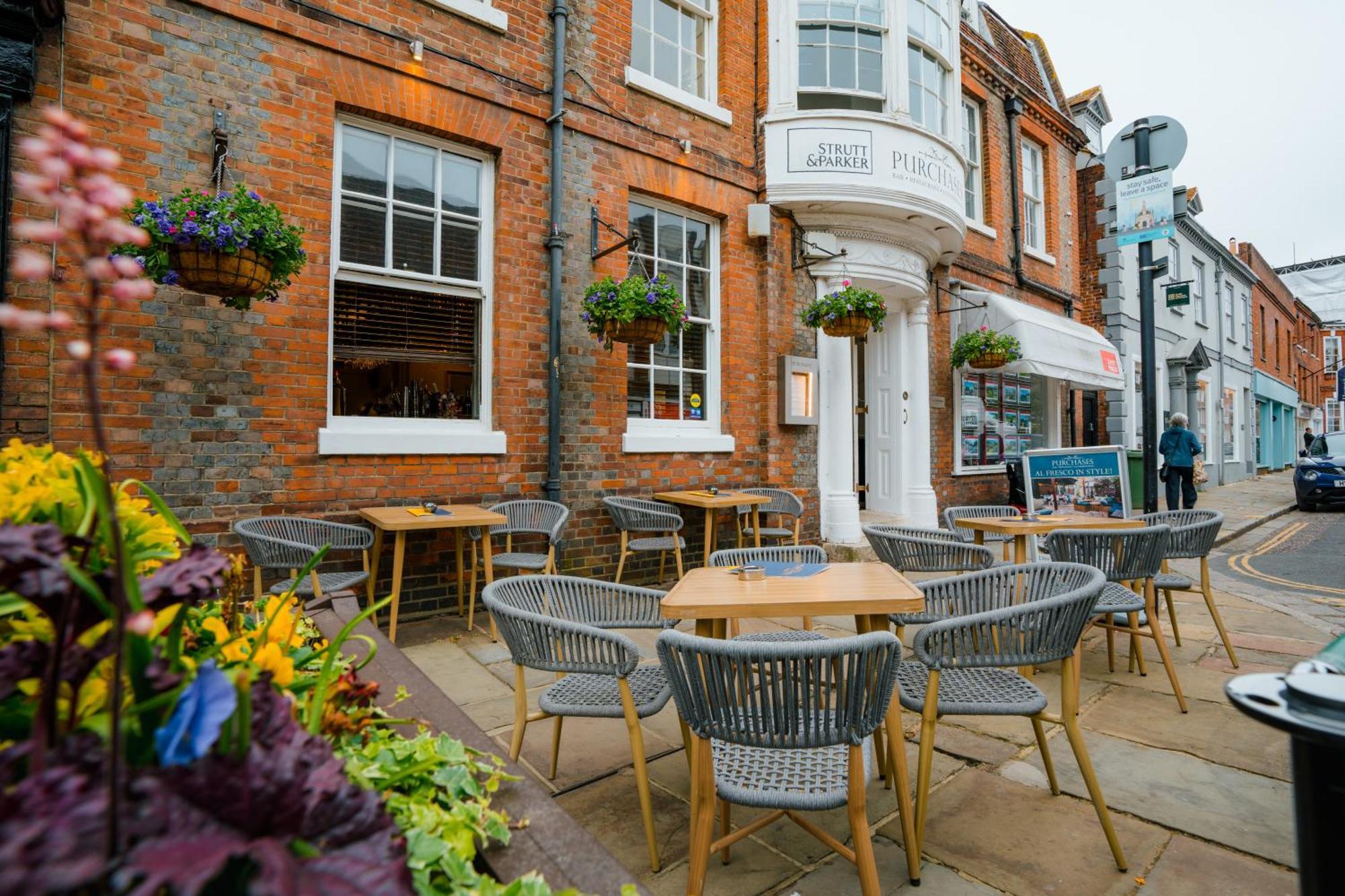Purchases Restaurant & Accommodation Chichester Exterior photo